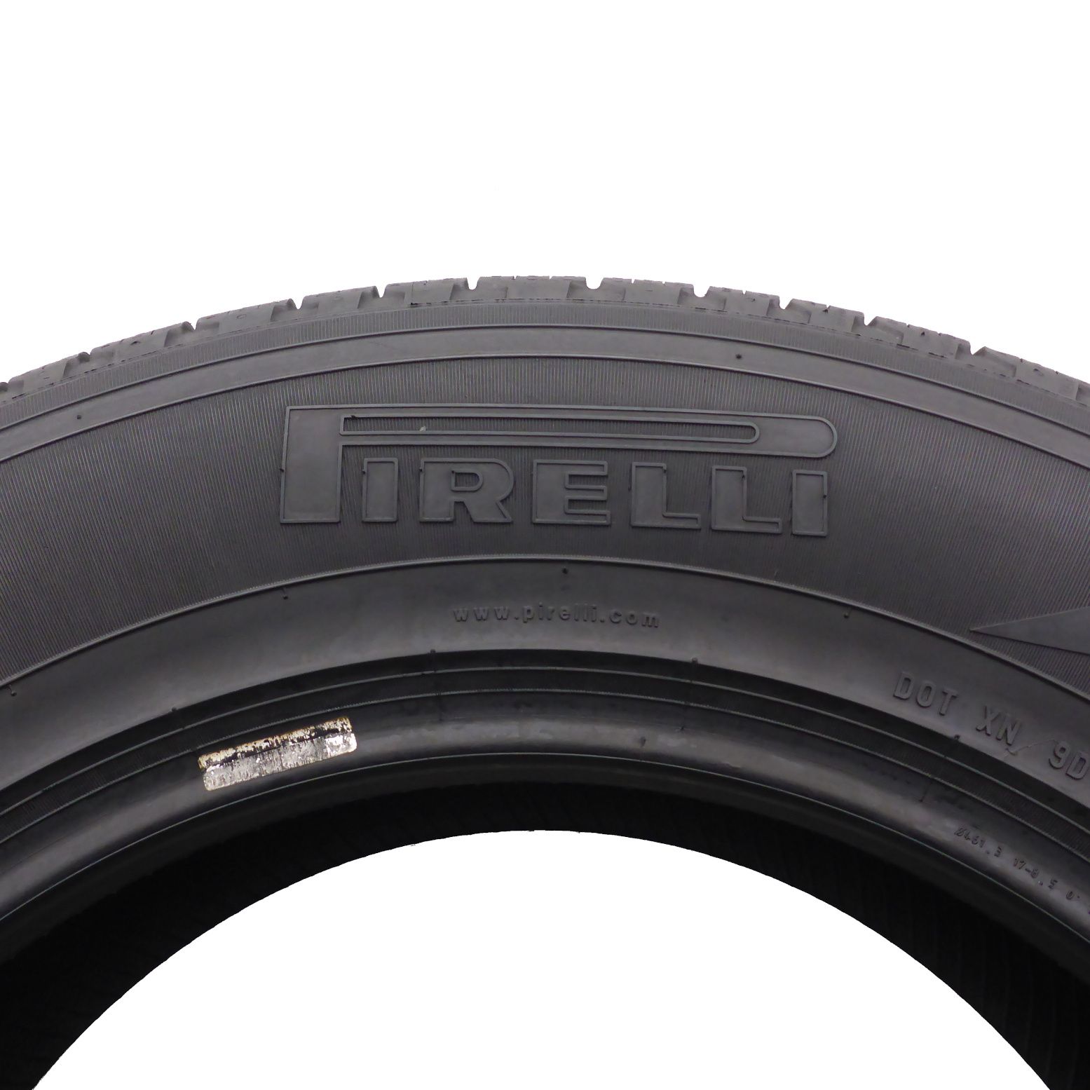 Opony 235/65/18 Pirelli 235/65R18 110V Scorpion letnie 6-6,5mm 2018