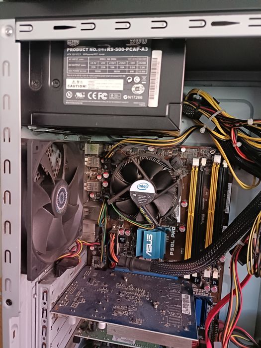 Caixa pc com fonte