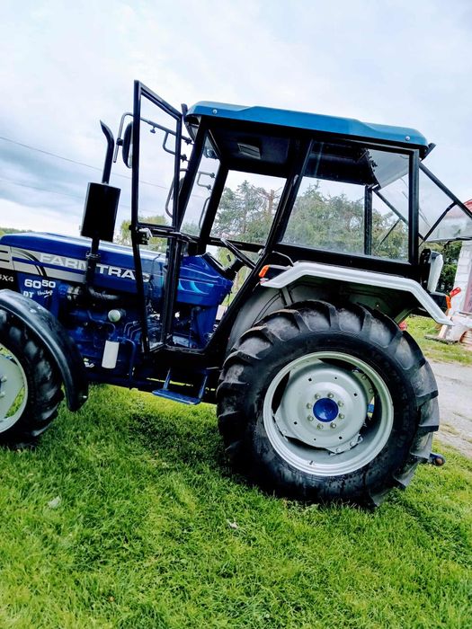 Ciągnika traktor 4x4 Farmtrac 6050 DT 50km