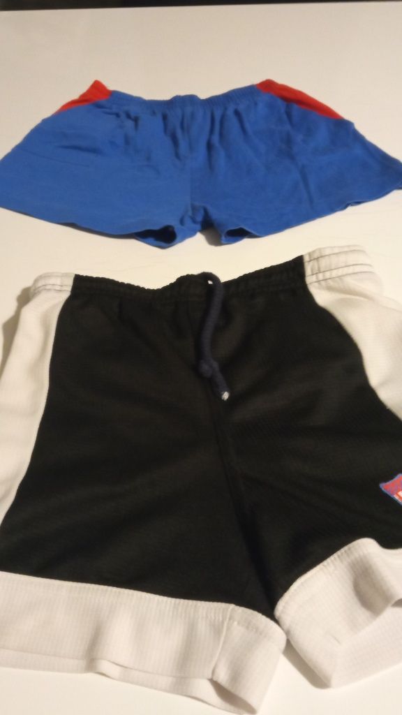 Spodenki chłopięce 98/104