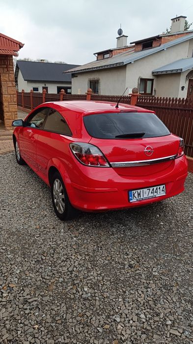 *Opel Astra H GTC* 2007r*