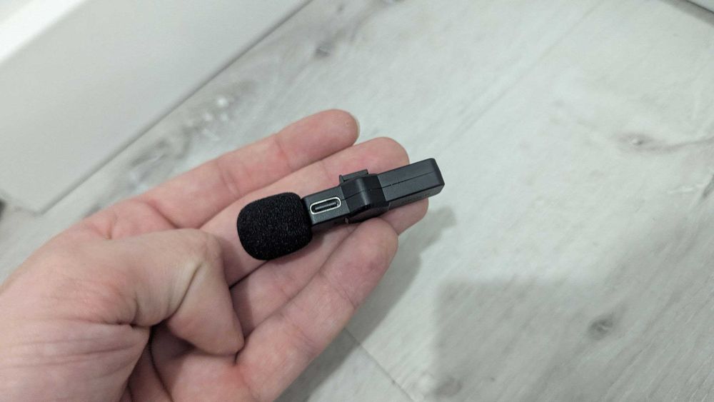 Петличний мікрофон K9 для смартфонів iPhone / Android бездротовий