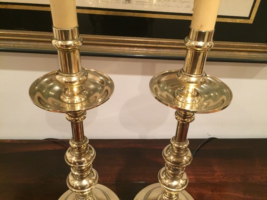 Par de toucheiros em bronze dourado