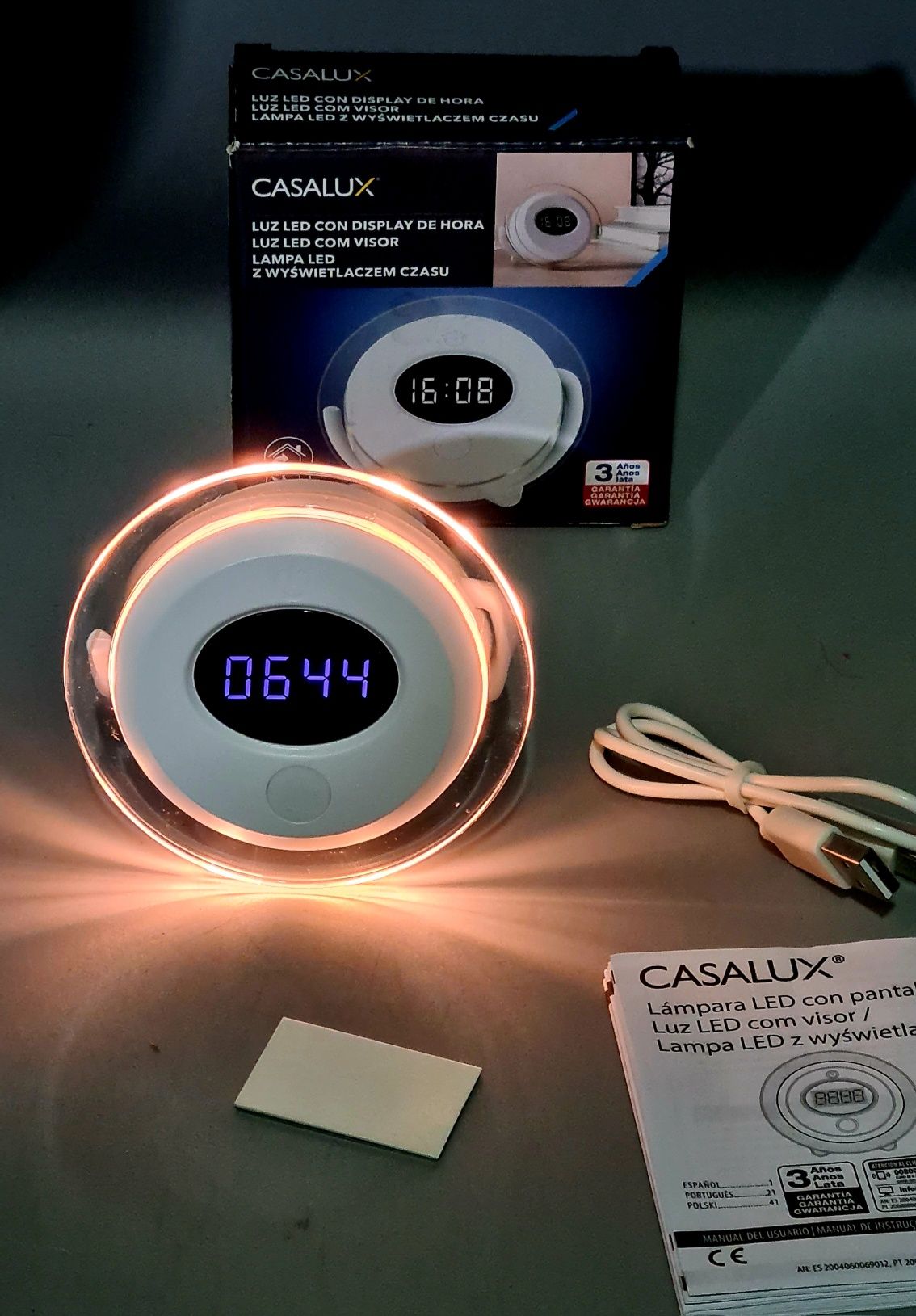 Zegarek lampka led z wyświetlaczem godziny zegar podświetlany