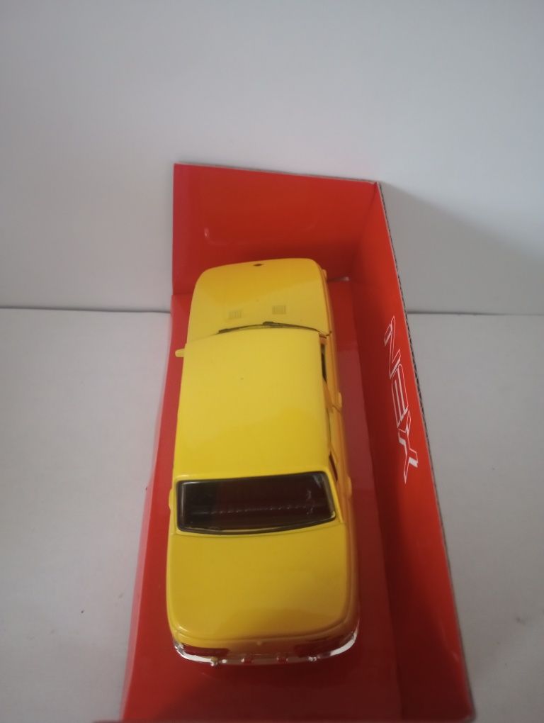 Wartburg 353 ,auto minionej epoki ,NRD
Auto minionej epoki 
Samochód p