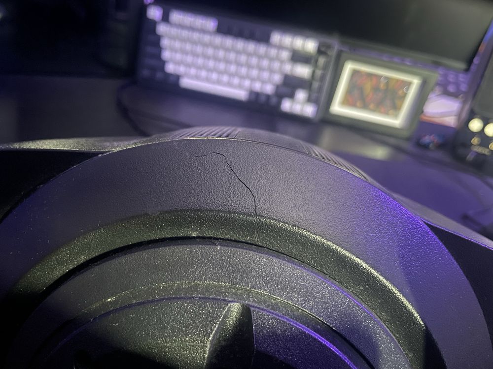 Thrustmaster T300 Ferrari Alcantara Edition