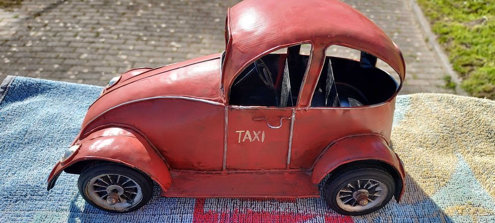 Viatura Taxi em folha decorativa