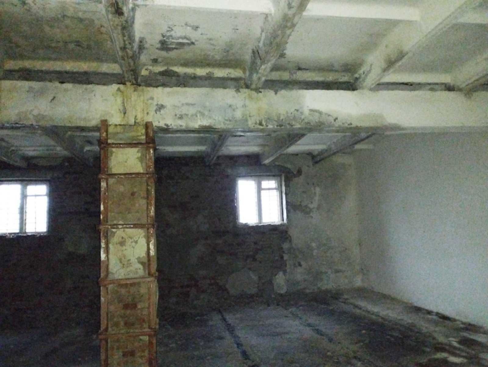 Склад, 3/4 частини приміщення, площею 555,0 кв.м. м.Жмеринка