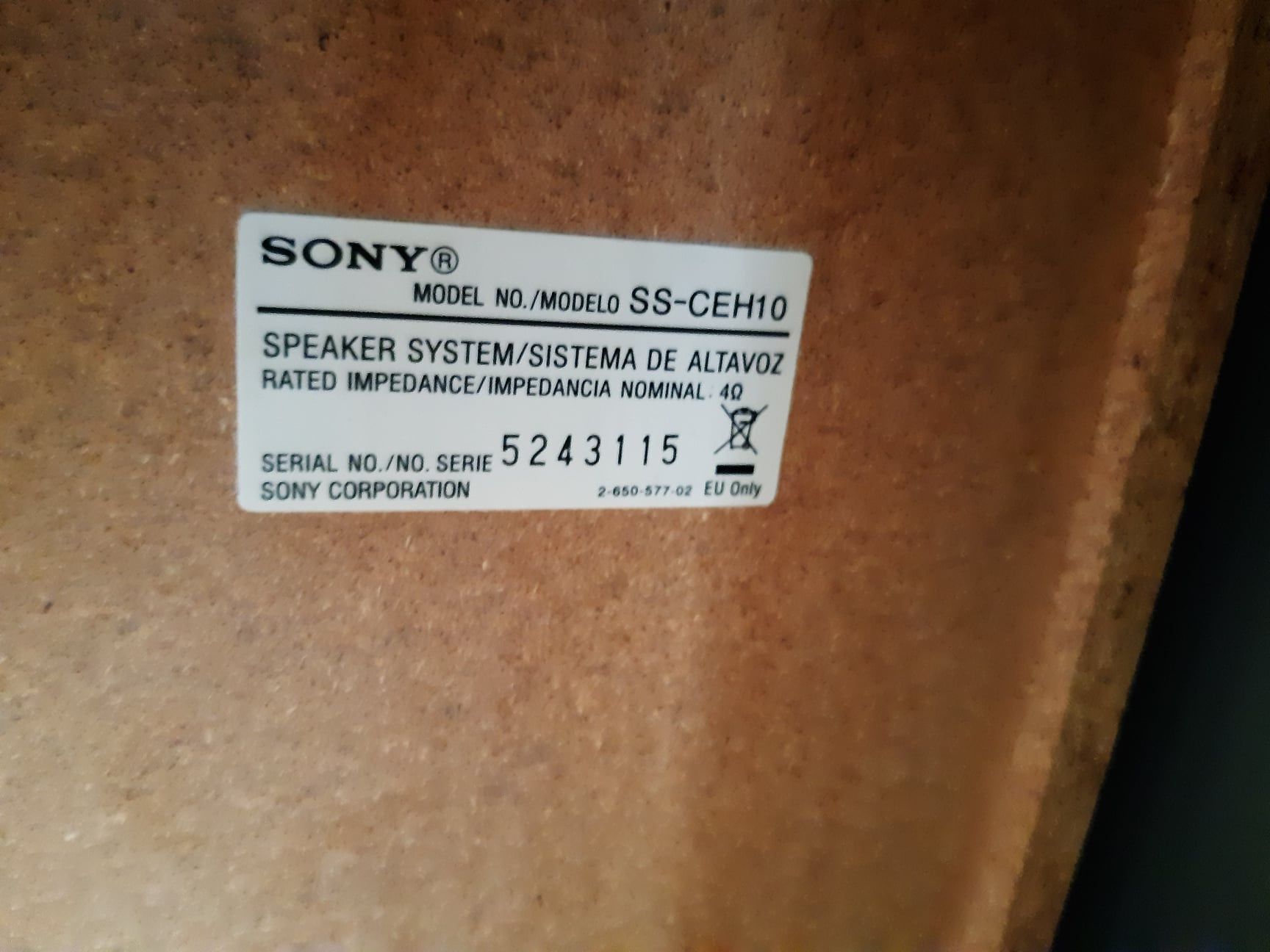 Wieża Sony HCD-EH10 z kolumnami SS-CEH10 oraz pilot