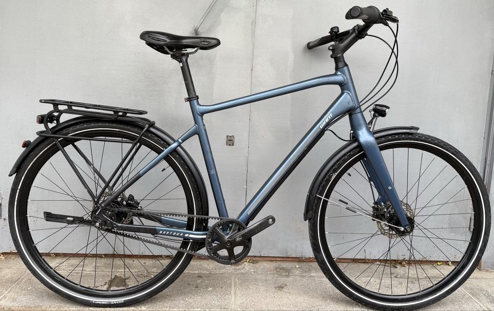 Міський велосипед Giant Anytour, розмір L, Nexus 8, Carbon Drive