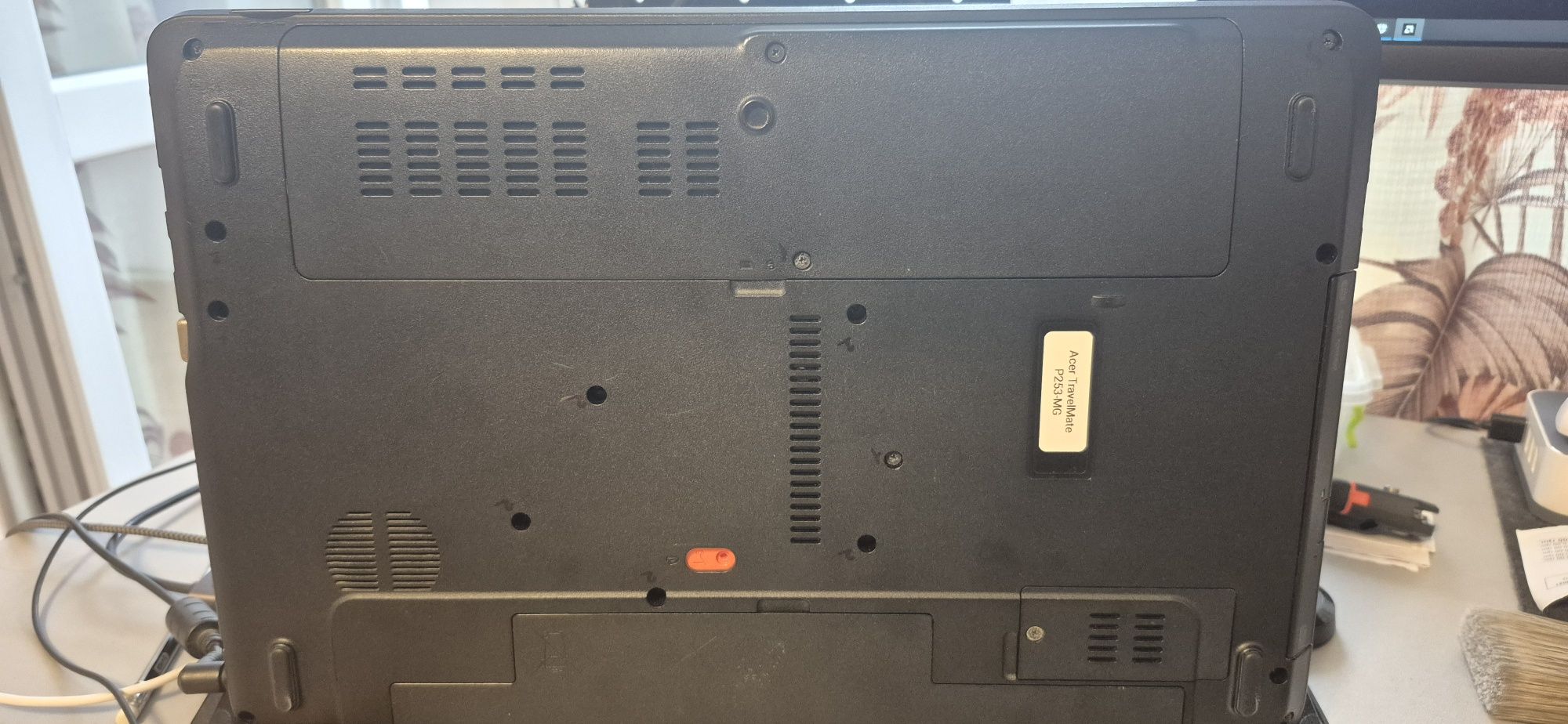 Ноутбук Acer TravelMate P253-MG + сумка + мишка + блютуз навушники