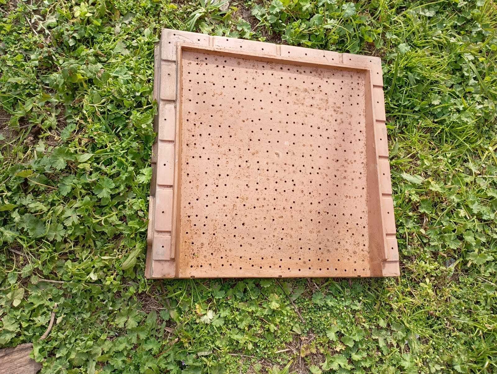 Material apícola novo e usado em excelente estado
