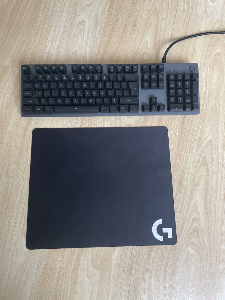 Klawiatura Logitech G413 Carbon + podkładka