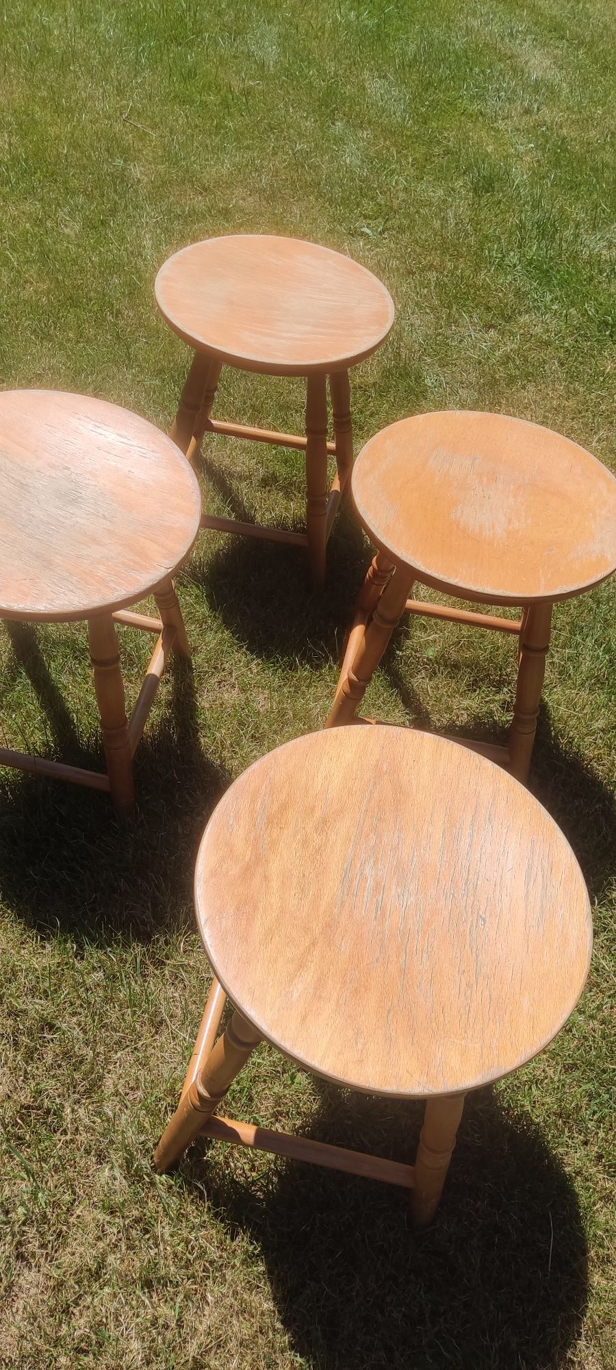 Taboret drewniany - używane cztery sztuki