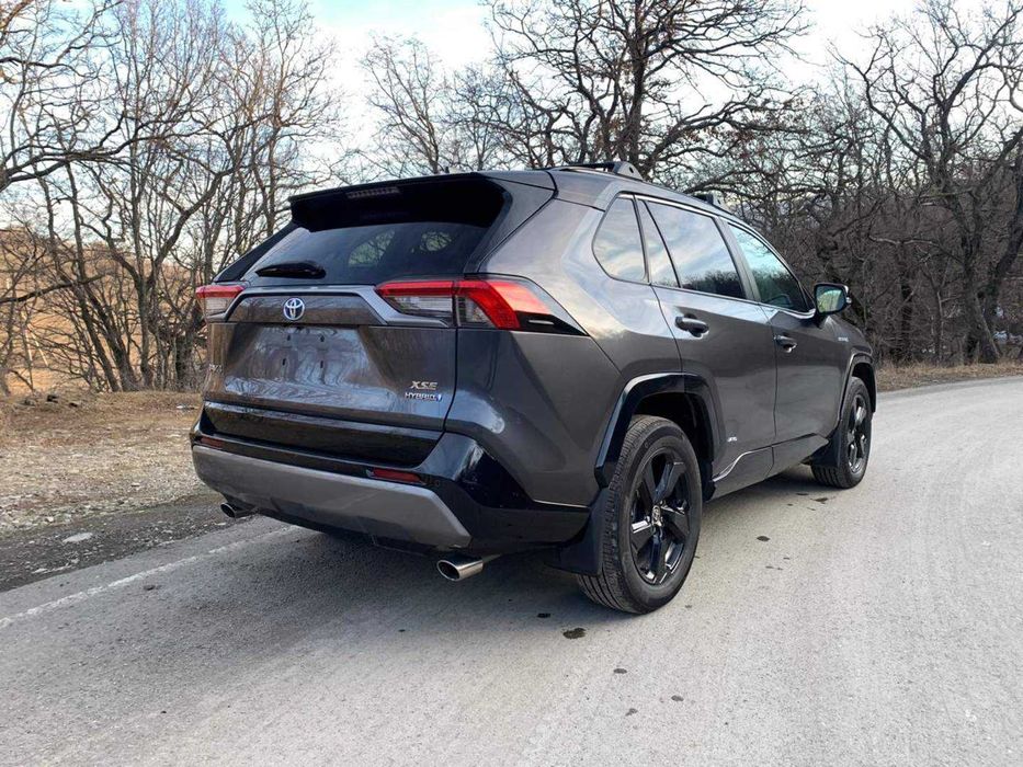 Toyota Rav4 Гібрид 2021