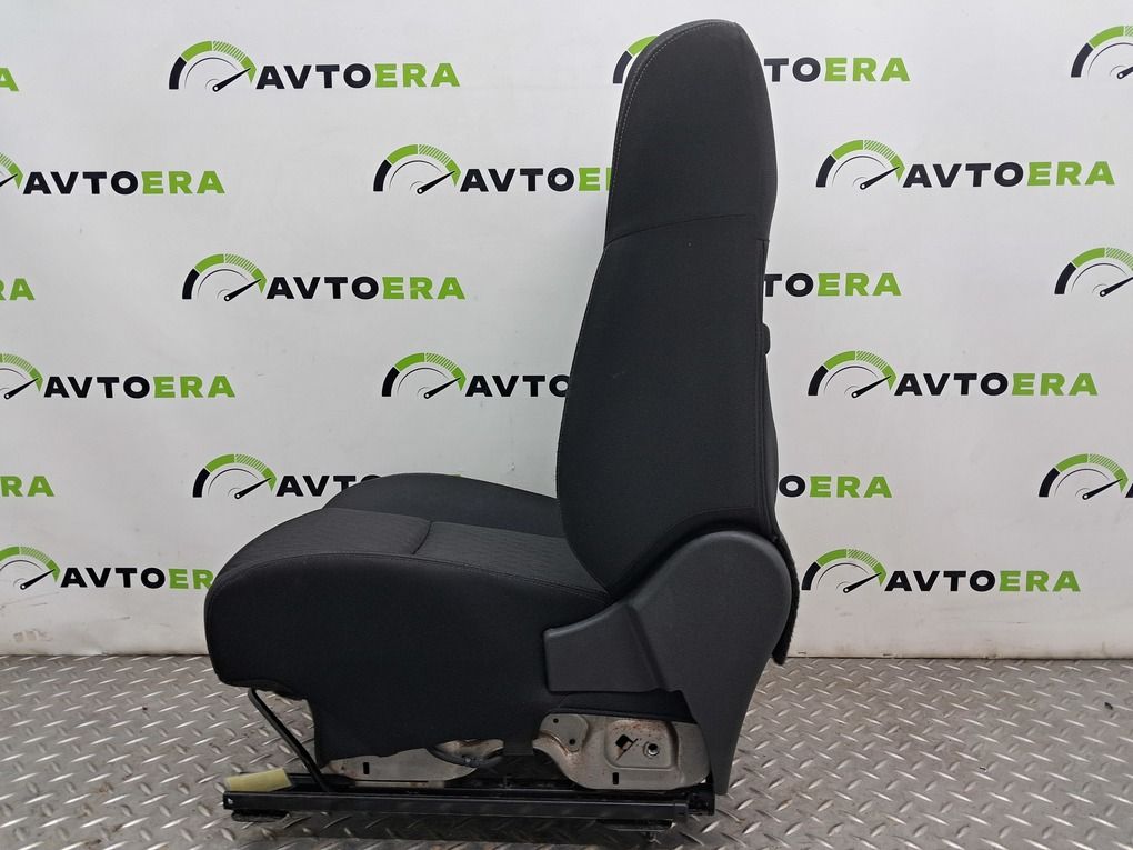 Сидение пассажир ткань NISSAN ROGUE 14- 876005HK6A
