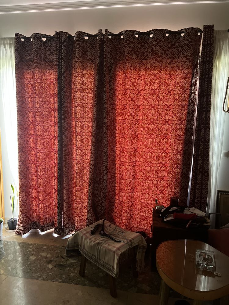 Conjunto de 4 cortinados de sala + 2 almofadas loja Gato Preto