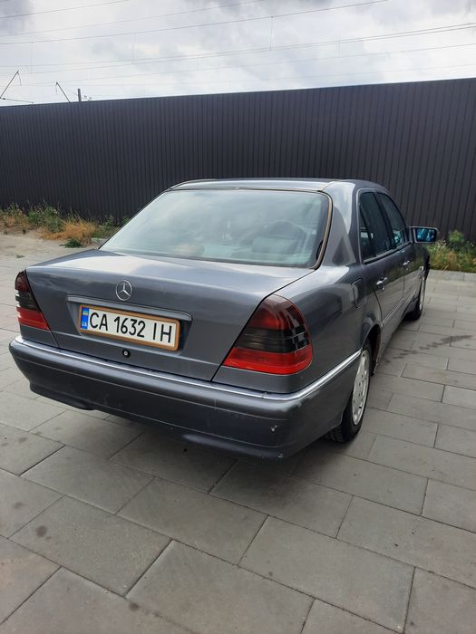 Продам Mercedes w202 С180