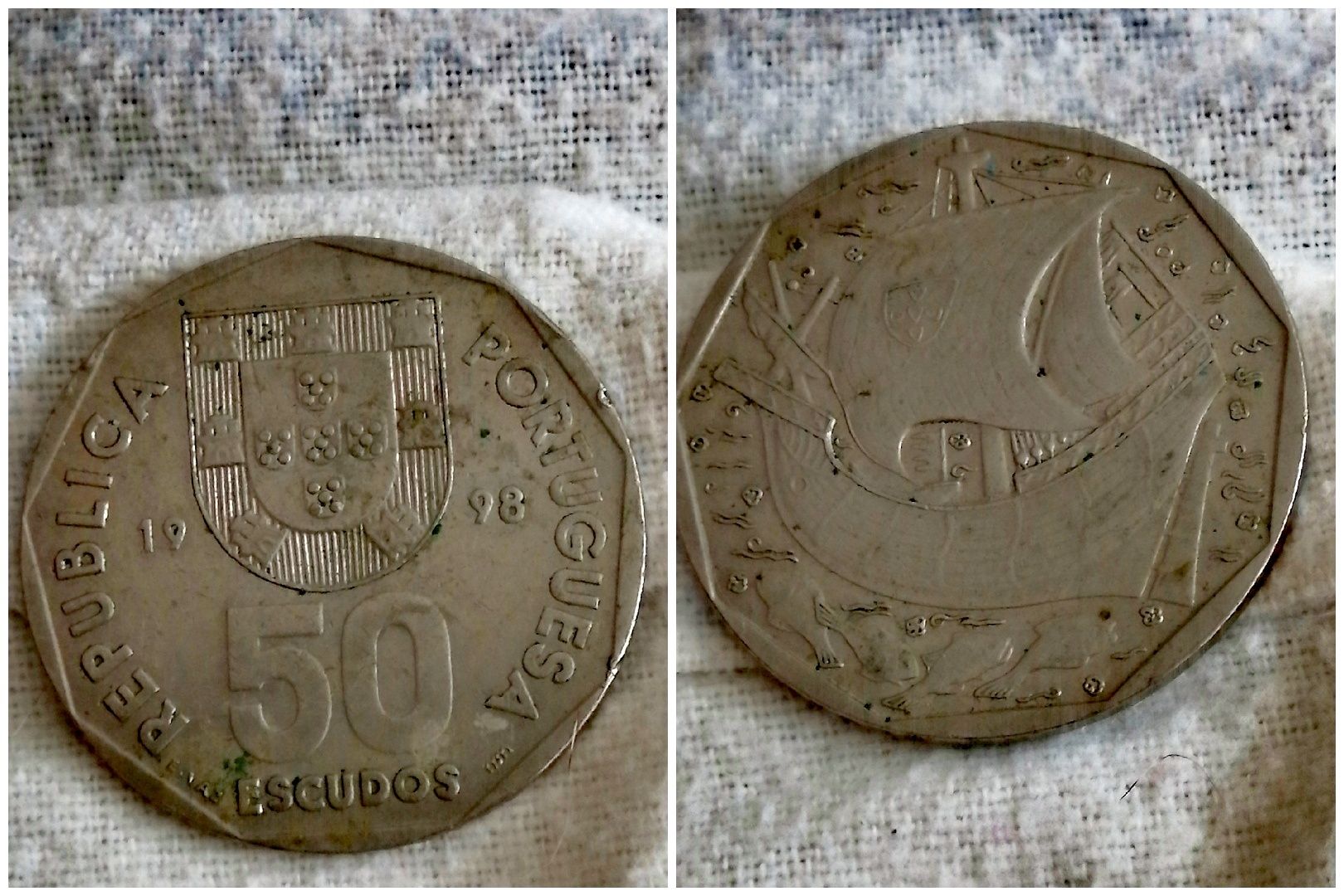Moedas portuguesas e francesaa