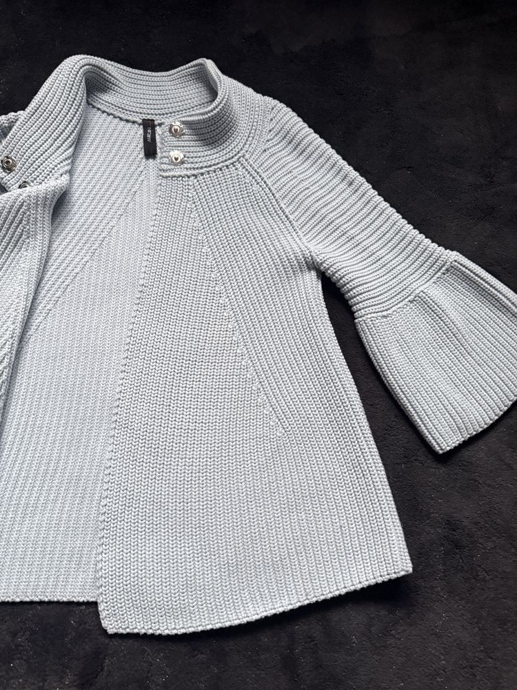 Luksusowy sweter Marc Cain – jasnoniebieski , oversize