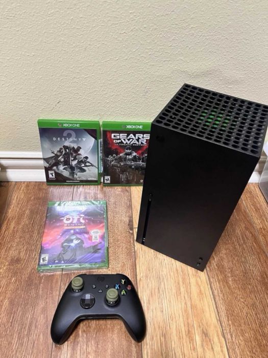 Konsola Xbox Series X 1 TB z padem + gry