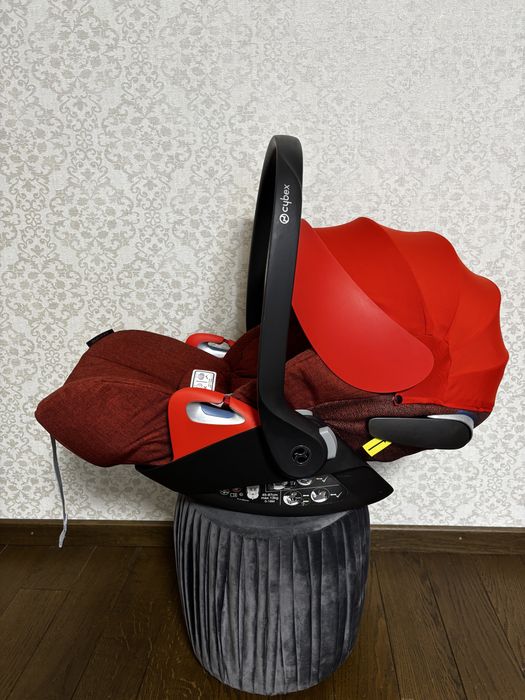 Автокрісло Cybex Cloud Z+ plus i-Size Autumn Gold burnt Red
