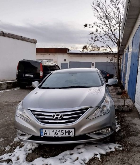 Автомобіль Hyundai sonata