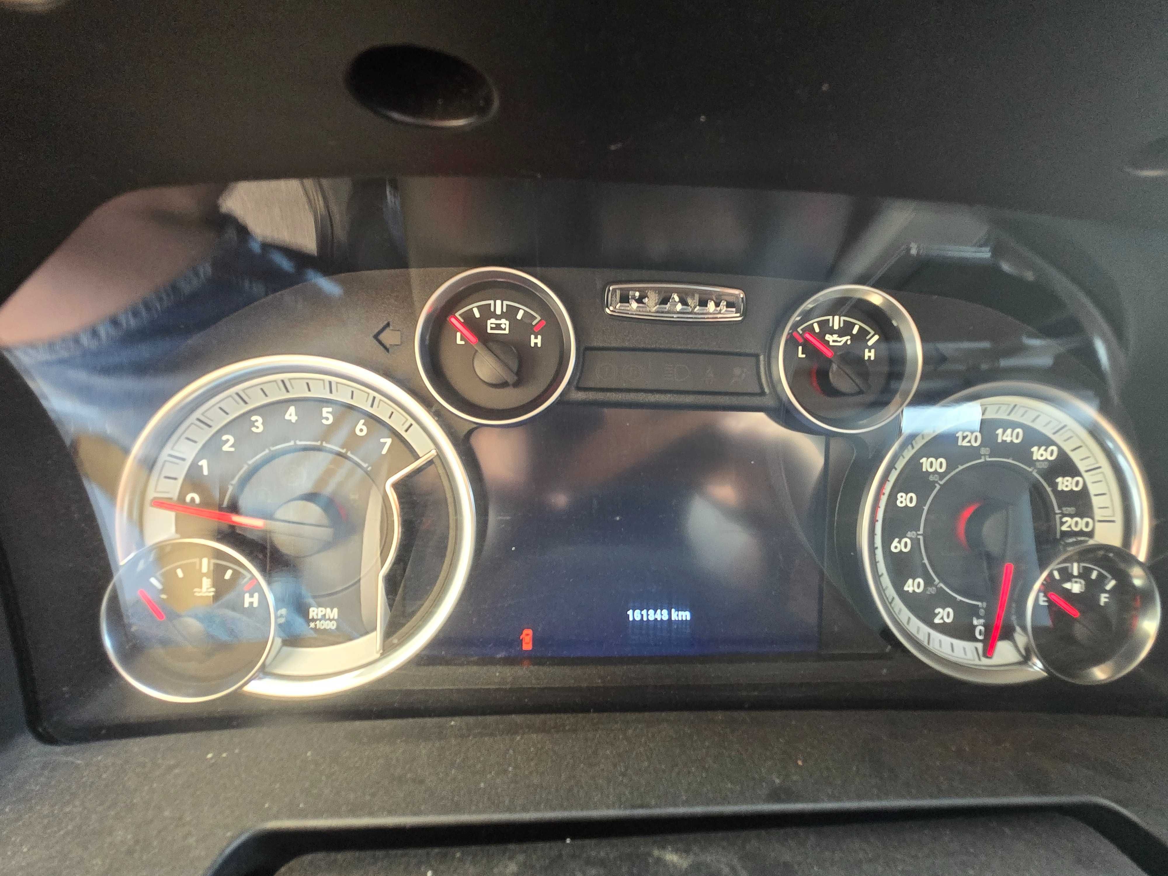 Dodge Ram 2013 SLT 4x4 V6 350hp