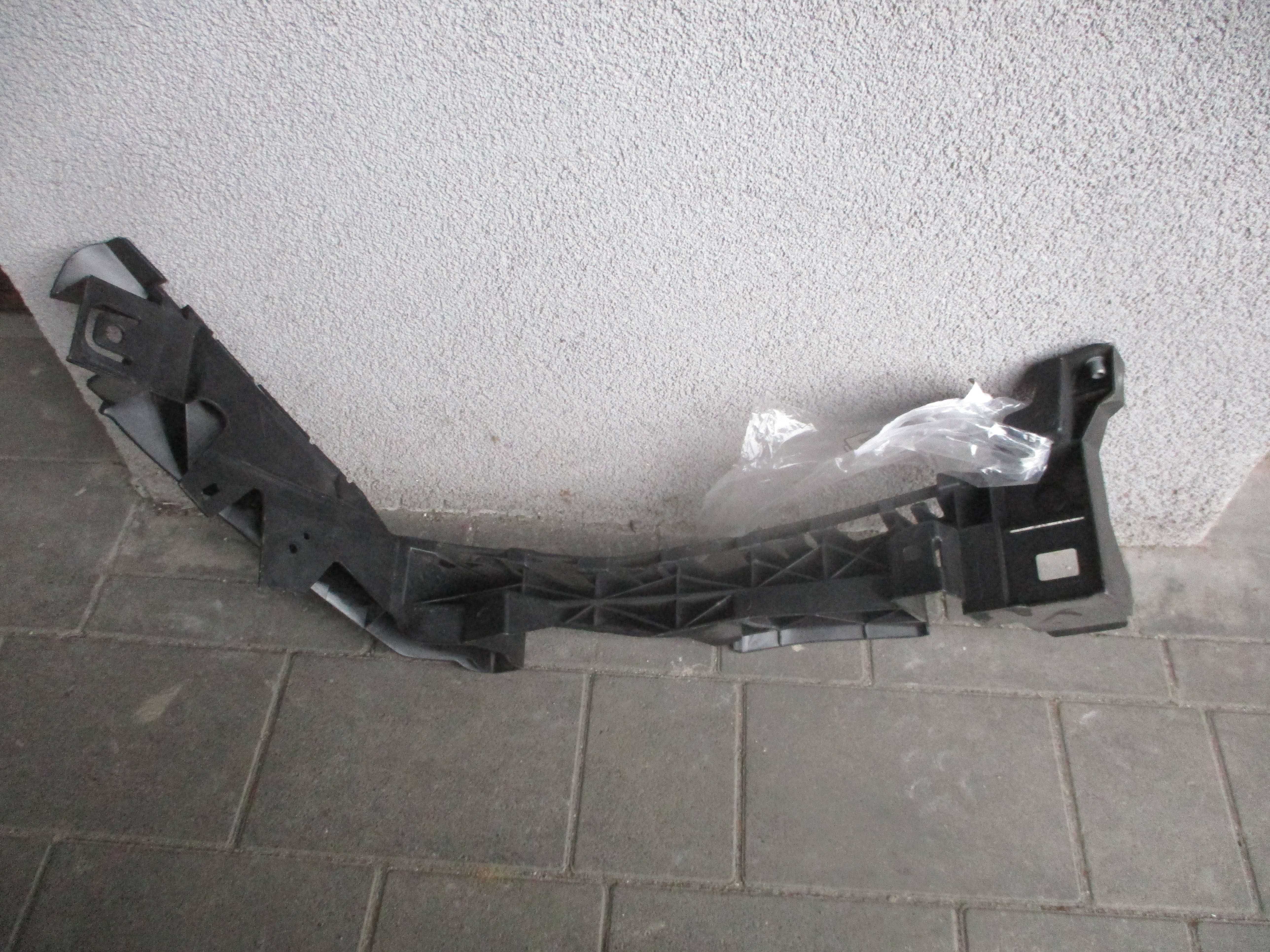 Podstawa Reflektora Lewa Seat Ibiza 5 V 18-