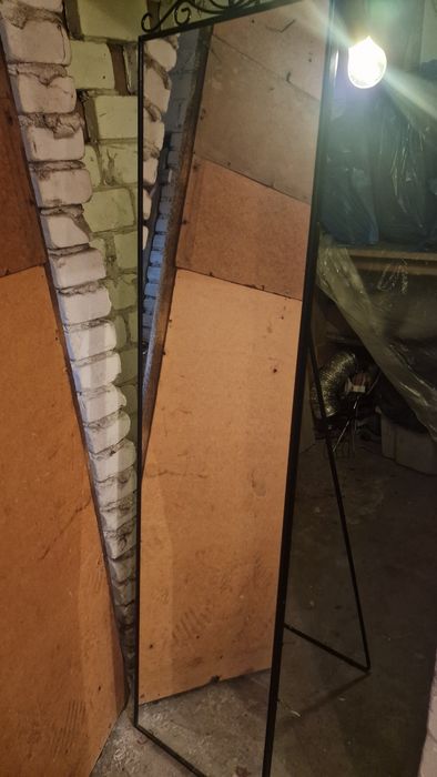 Sprzedam lustro ikea w vzarnej ramie