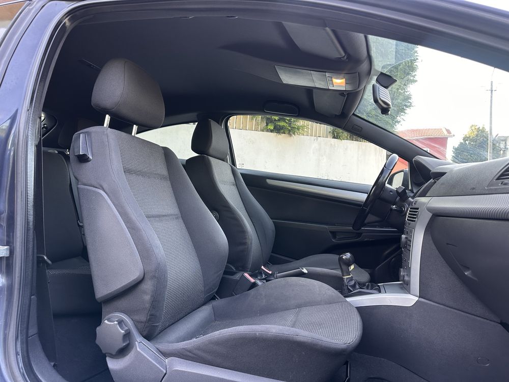 Opel Astra GTC 1.3CDTI 5Lugares 2006 nacional impecável