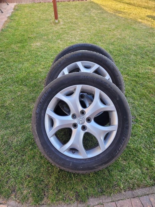 Koła Mazda 19' z oponami letnimi