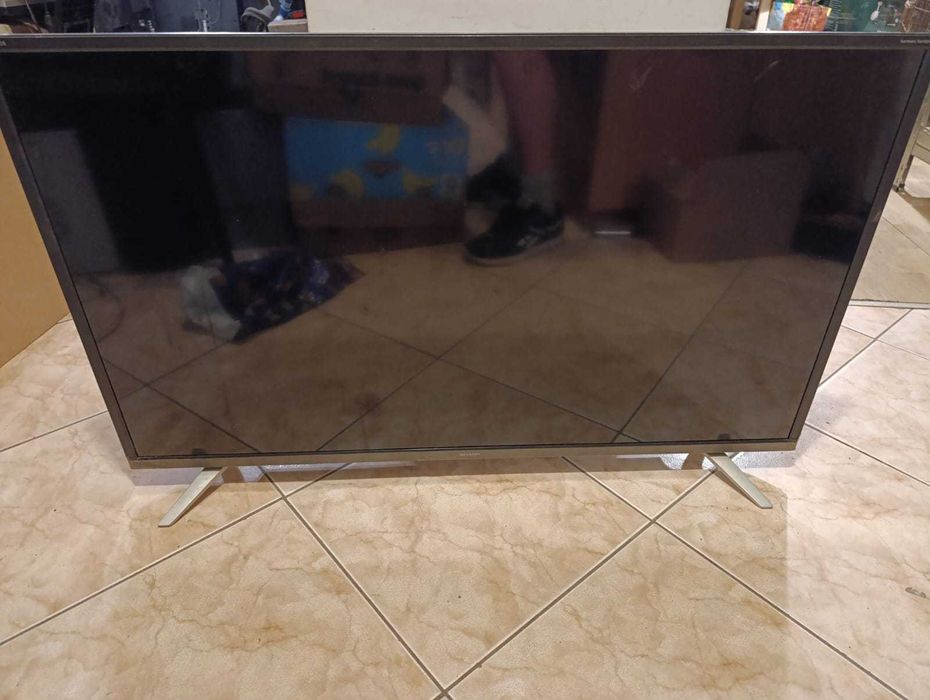 20 sztuk TV na sprzedaż Panasonic, Samsung, Sony Sharp LG Asus Philips