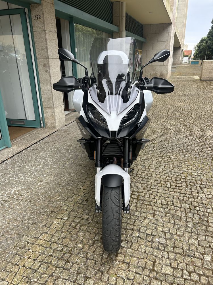 BMW F900XR Full Extras 4.000kms 2024
