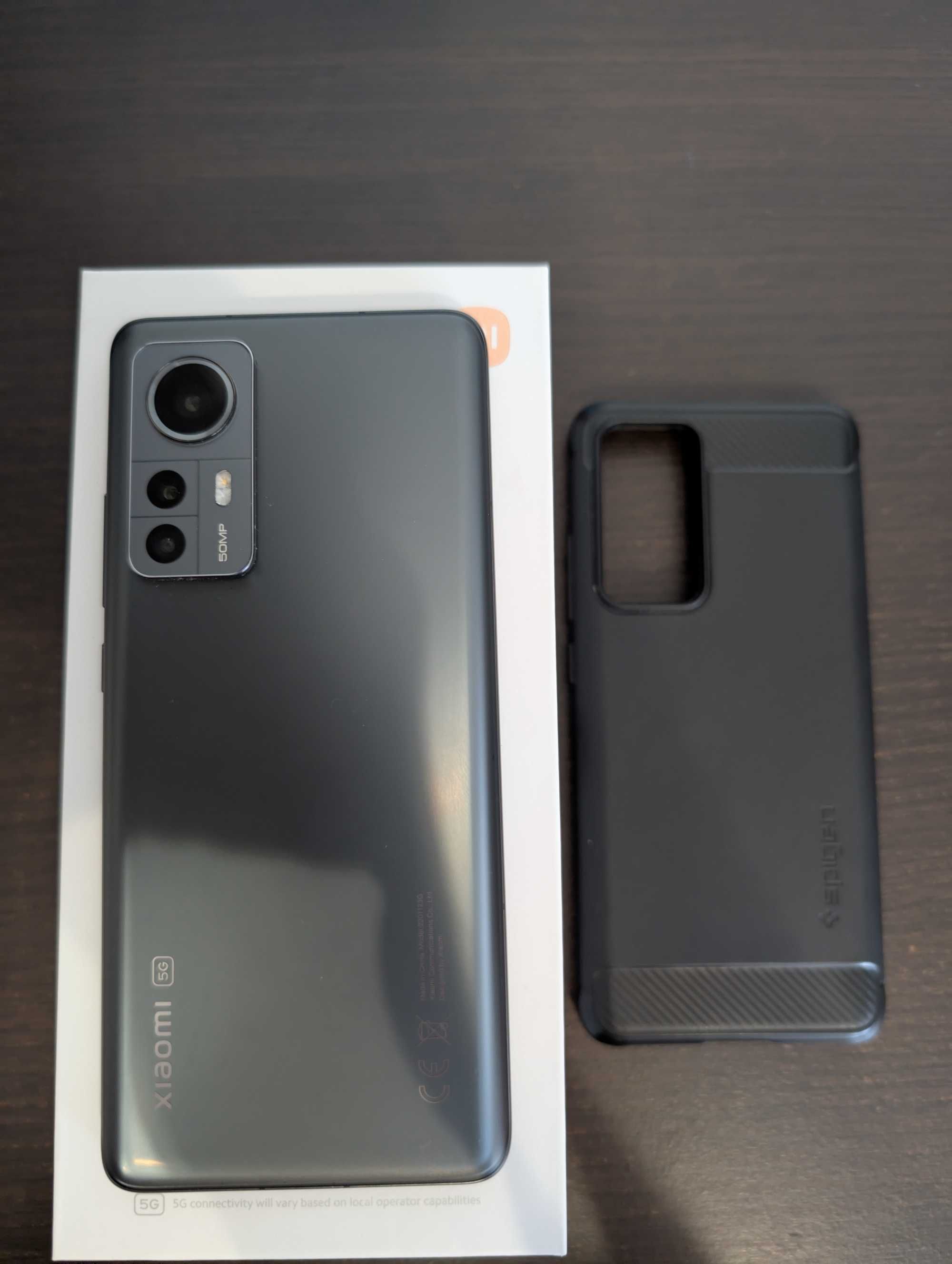 Xiaomi 12 8/256 + etui + szkło Nillkin