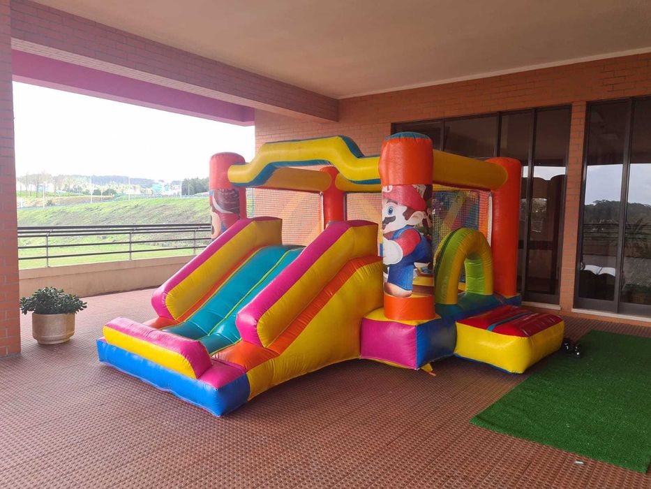 Insufláveis para venda, com motor, certificados.