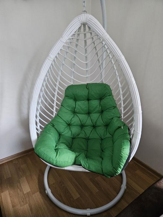 Fotel wiszący z poduszką