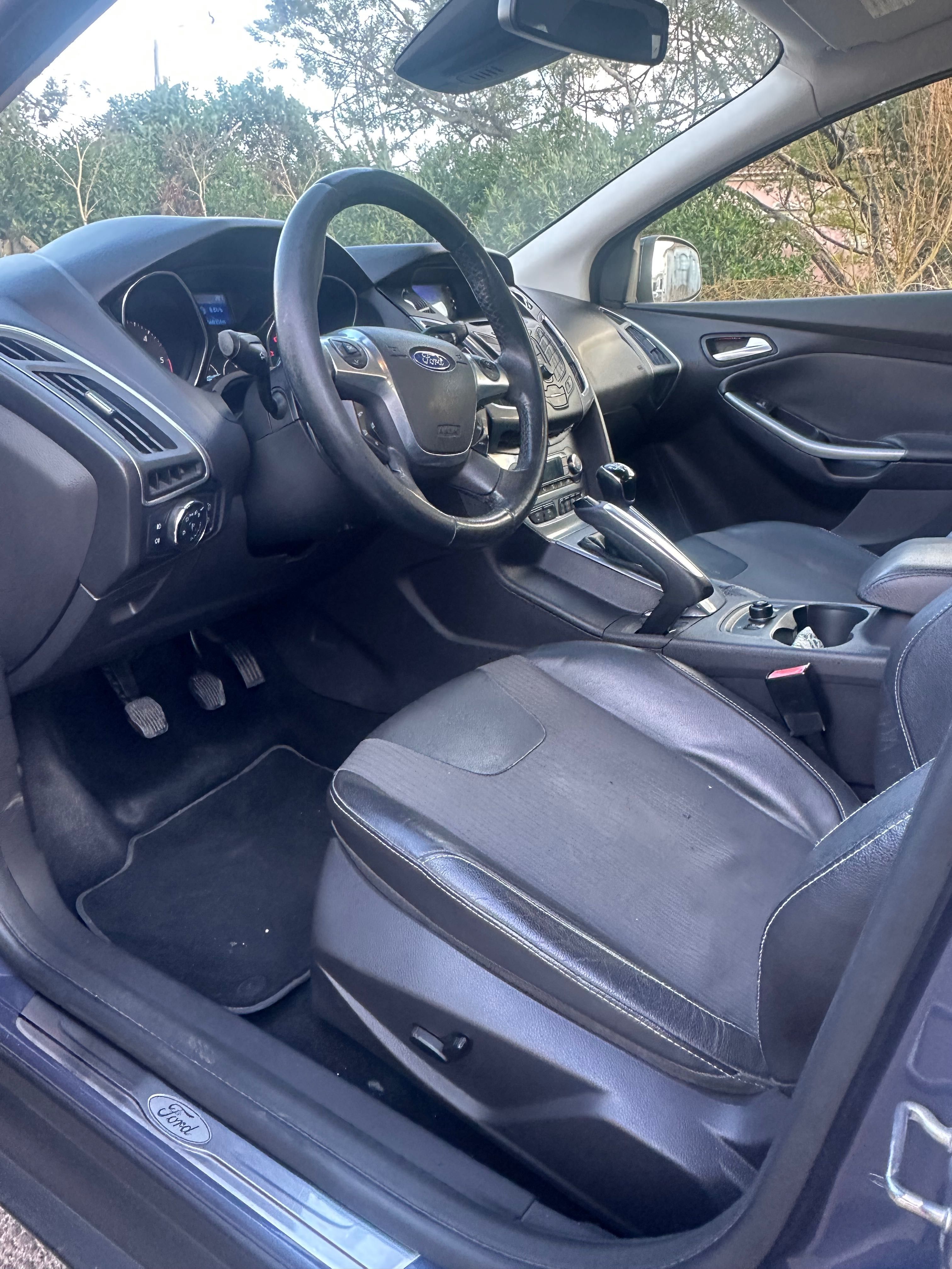 Vendo ou troco Ford Focus 1.6
