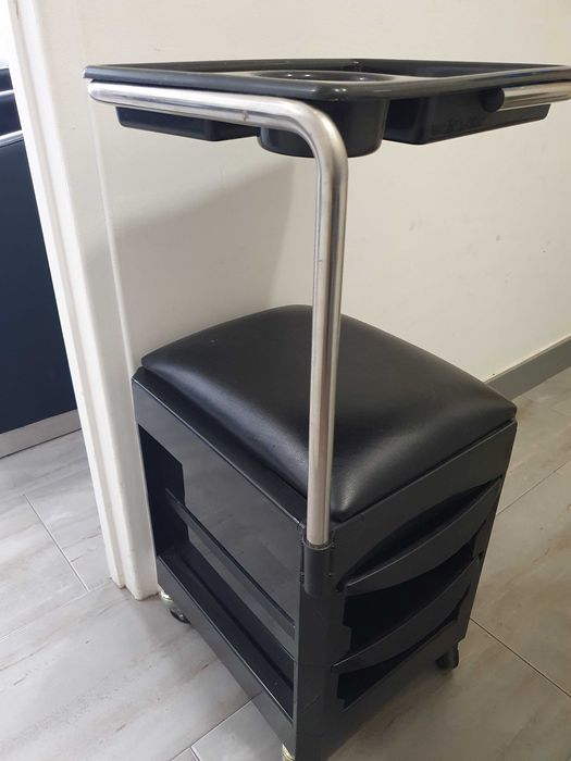 Banco cadeira com gavetas