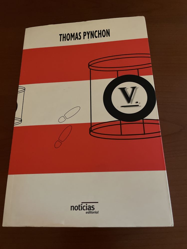 “Thomas Phnchon”