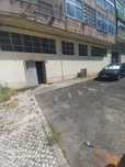 Aluga-se armazém 150m2 na Damaia