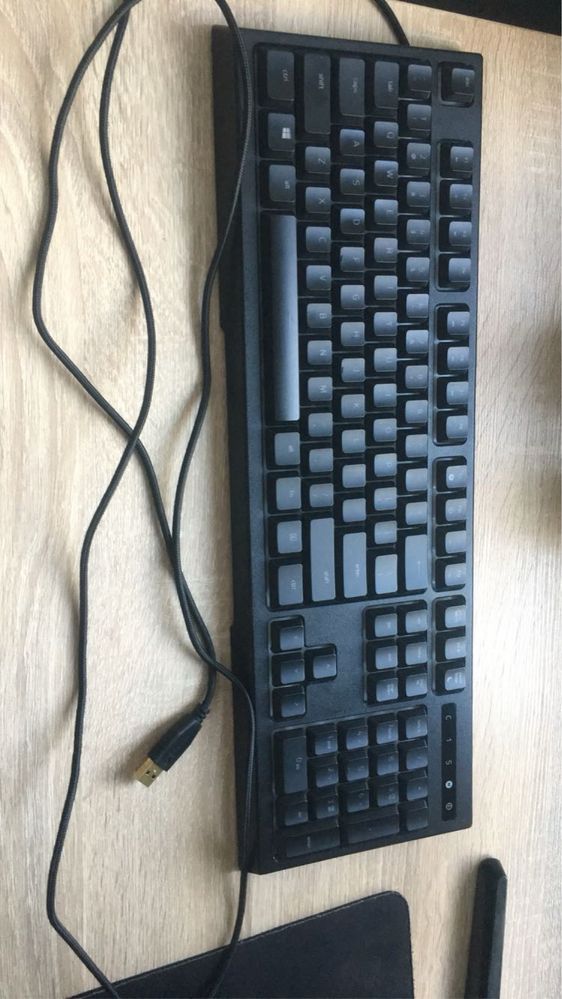 Klawiatura Razer Ornata Chroma z podkladką na nadgarstek