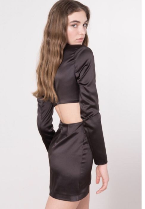 Гарне чорне плаття