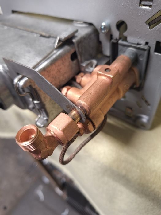 Truma Trumatic CZYTAJ OPIS SL3002 30 mbar piecyk piec STAN WZOROWY!