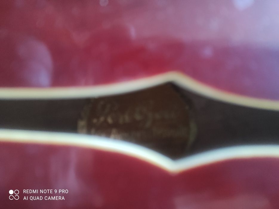 Продам раритетную бас-гитару Perl Gold Muzima