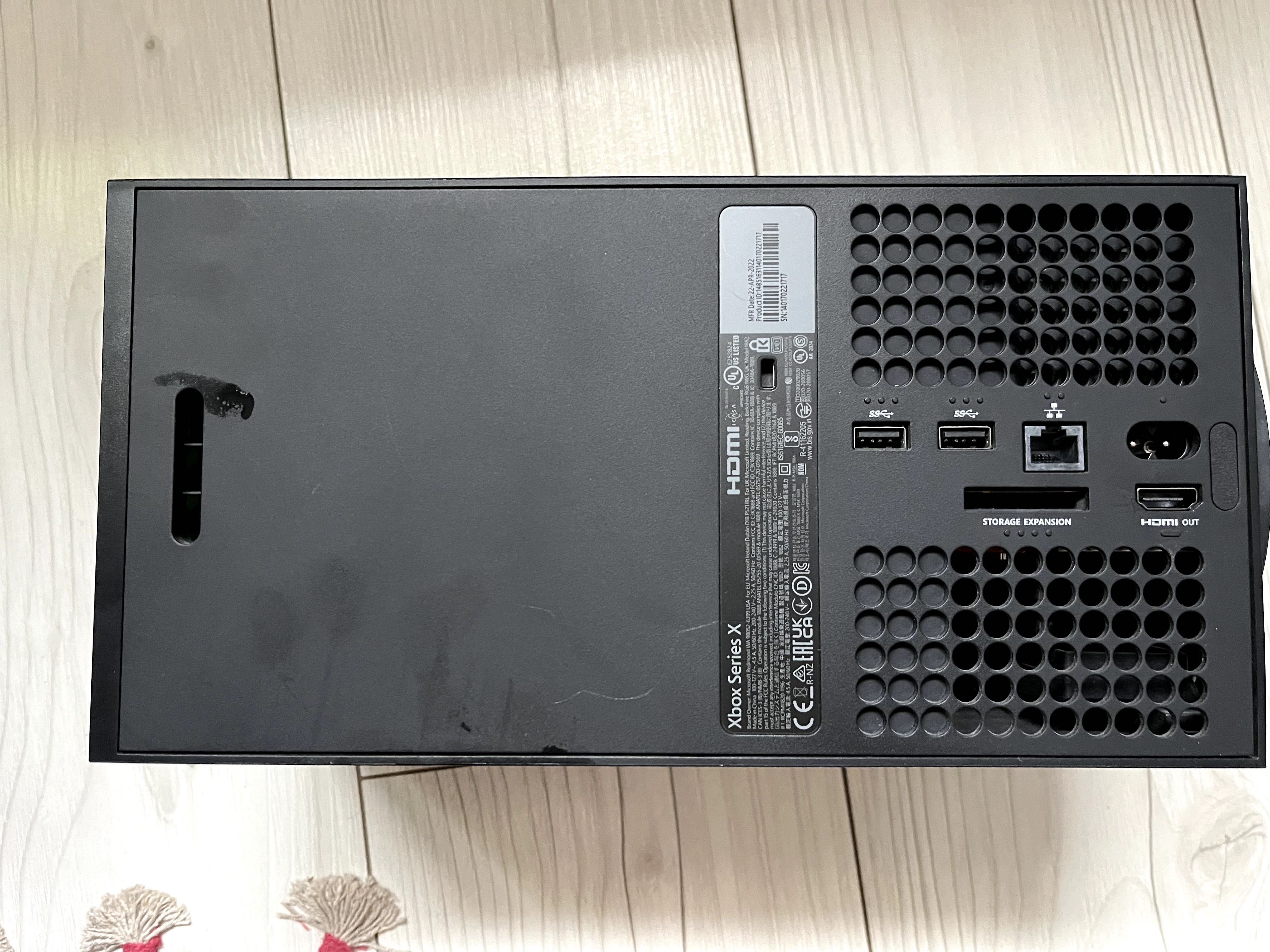 Xbox Series X 1TB + Pady + gry