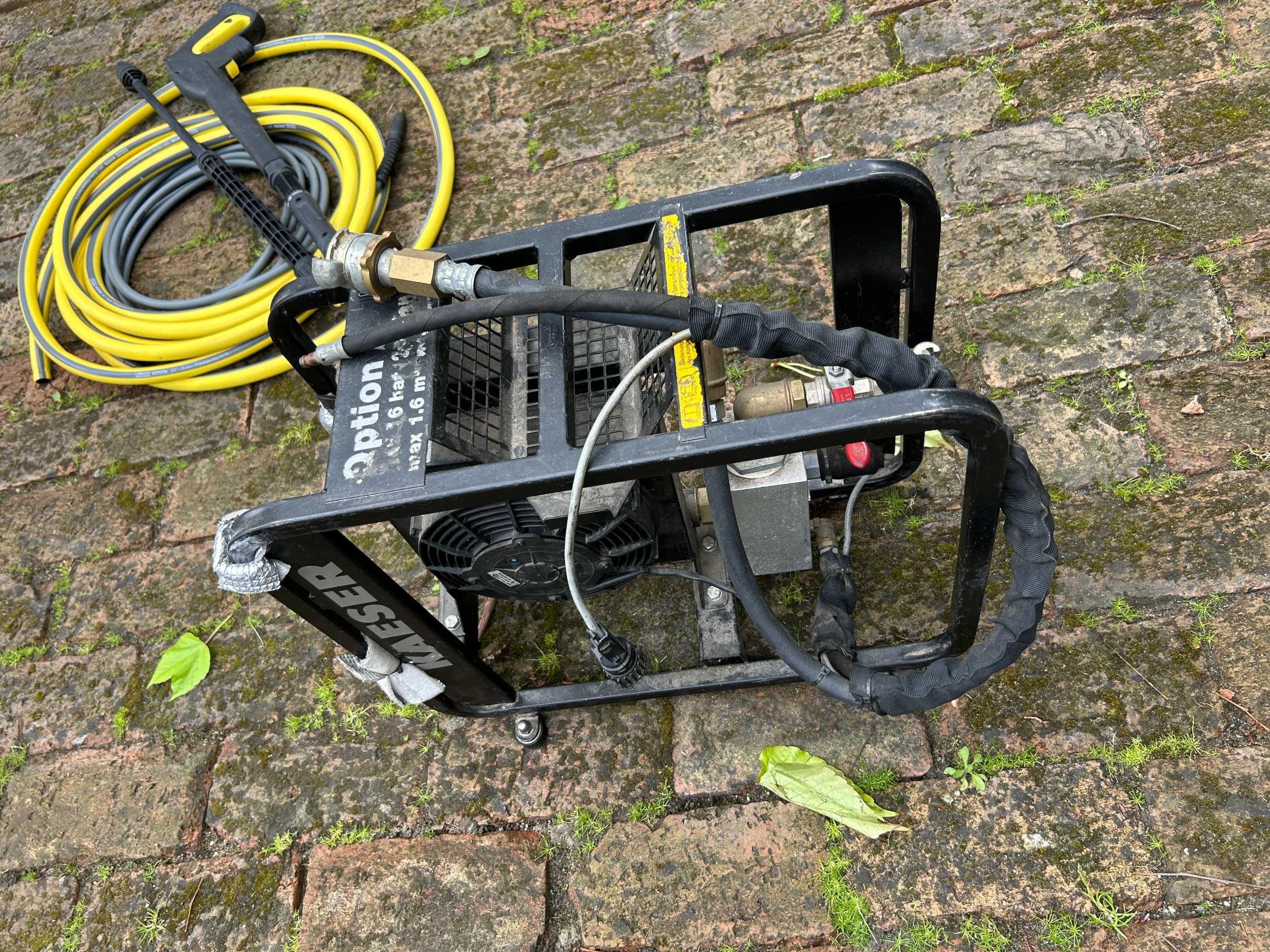 Sprężarka przewoźna Kaeser M17A/15bar