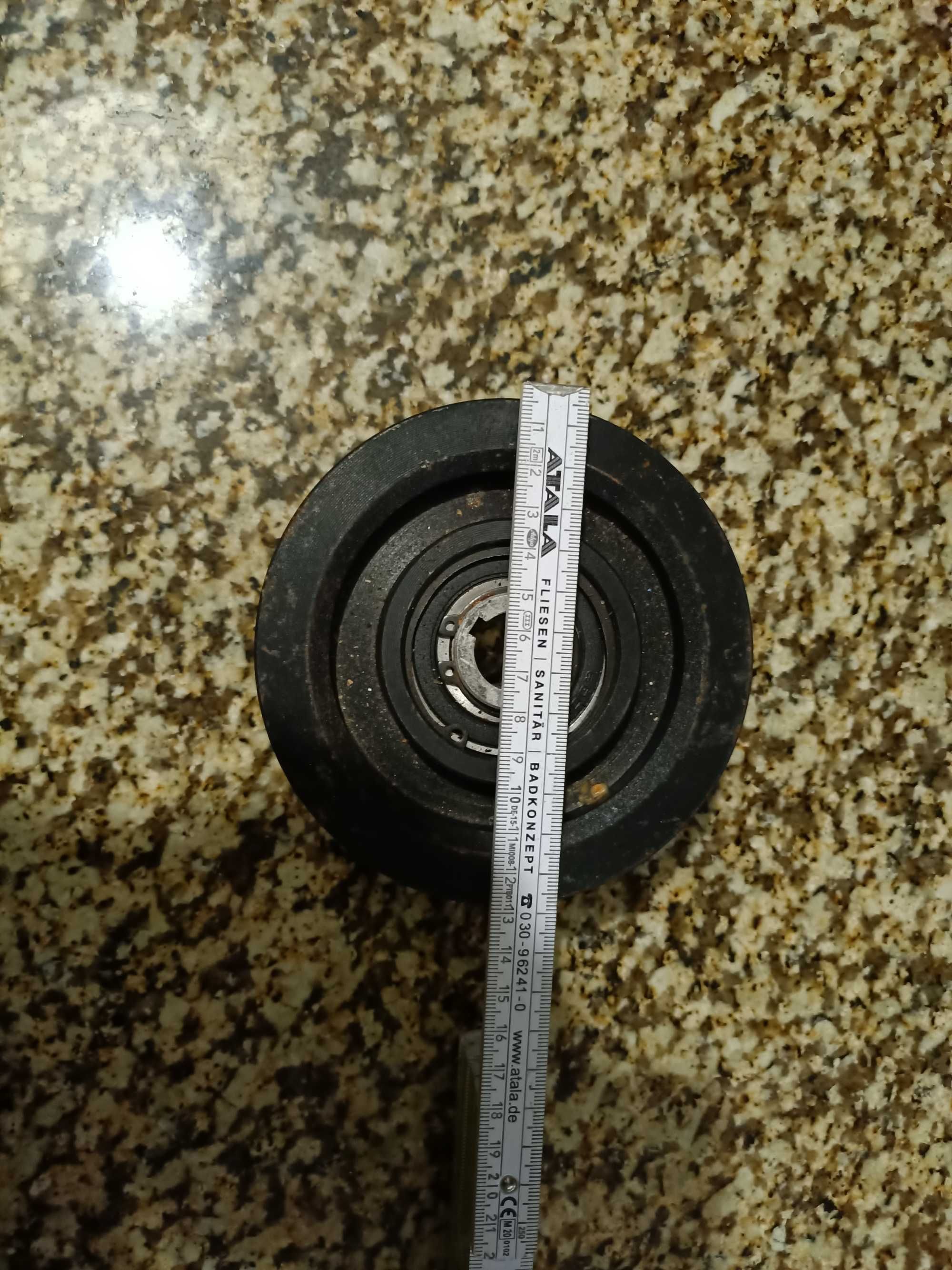 SPRZĘGŁO ODŚRODKOWE 90kg/120 kg fi 20 2 paski