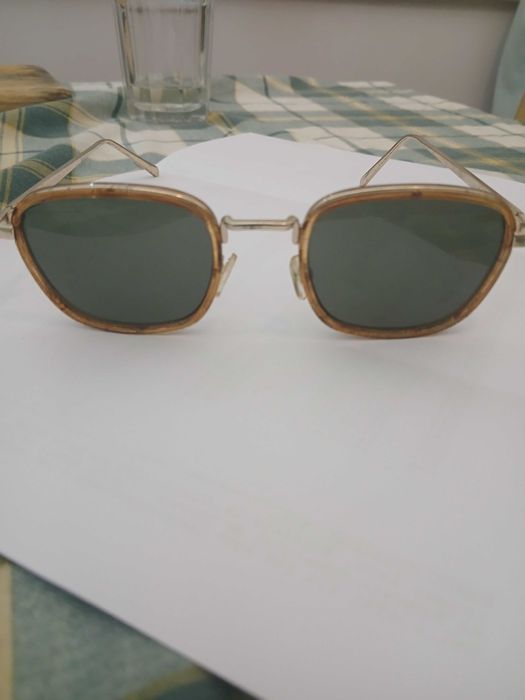 Óculos charly Therapy em boas condições