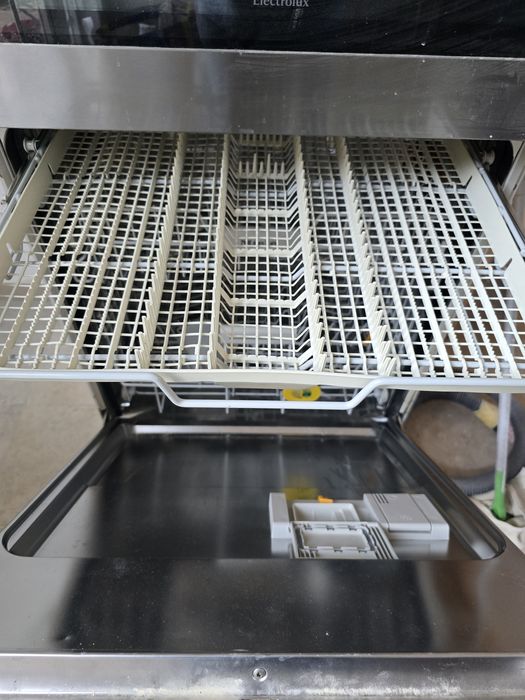 Máquina lavar loiça Miele Active SC